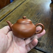 中国古美術・宜興原鉱底槽清泥紫砂壺 龍馬精神・紫砂壺・底款:朱可心紋・朱泥・急須 中国古美術・原鉱底槽清泥養神紋・紫砂壺・底款:顧景舟・朱泥