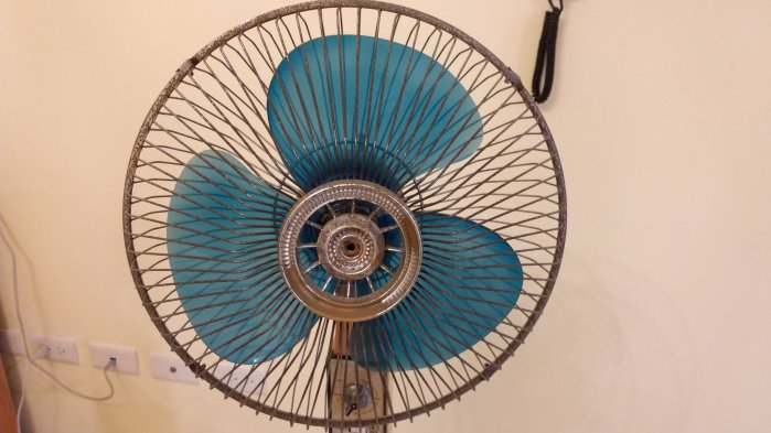 大同古董立式電風扇 古董電扇  鐵質底座  附捲線器