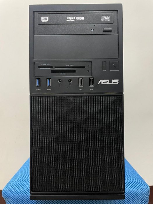有HDMI 極新三星500GSSD 單條金士頓8G記憶體 Win10專業版 Asus MD790 i7-6700 八核機