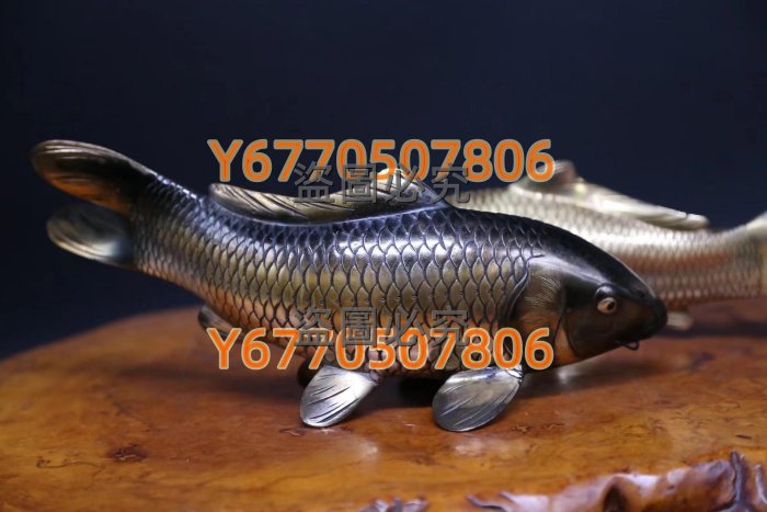 昭和時代金工師秀正作《鑄銅鍍銀雙鯉魚置物》 日本古美術作品日本古董