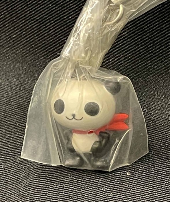 B-10 櫃 ： 熊貓太郎 PANDA-Z 熊貓鐵金剛 THE ROBONIMATION 吊飾 轉蛋 天貴