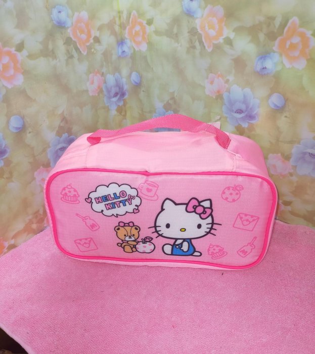 三麗鷗 正版 Hello kitty 內著收納袋 可愛 萬用袋 小物收納袋 收納包 多功能收納包 萬用包