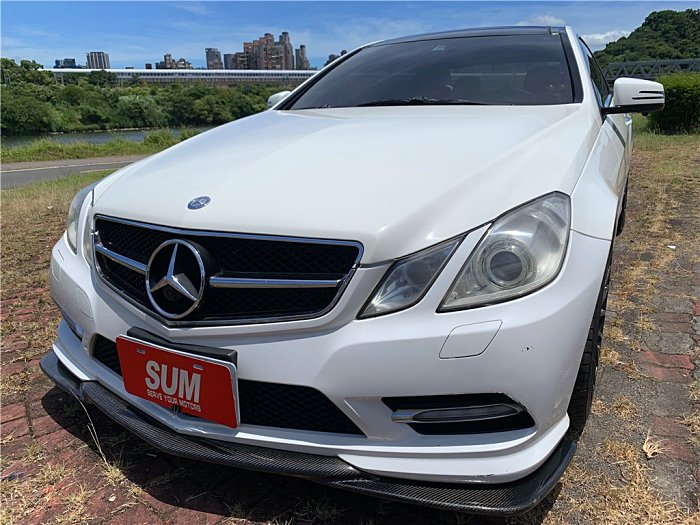 E350雙門 I-KEY免鑰 冷熱通風椅 H/K 全景