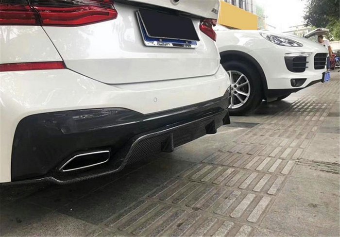 適用于寶馬6系GT G32碳纖維後下巴  前下巴 側裙 尾翼改裝小包圍配件--請儀價