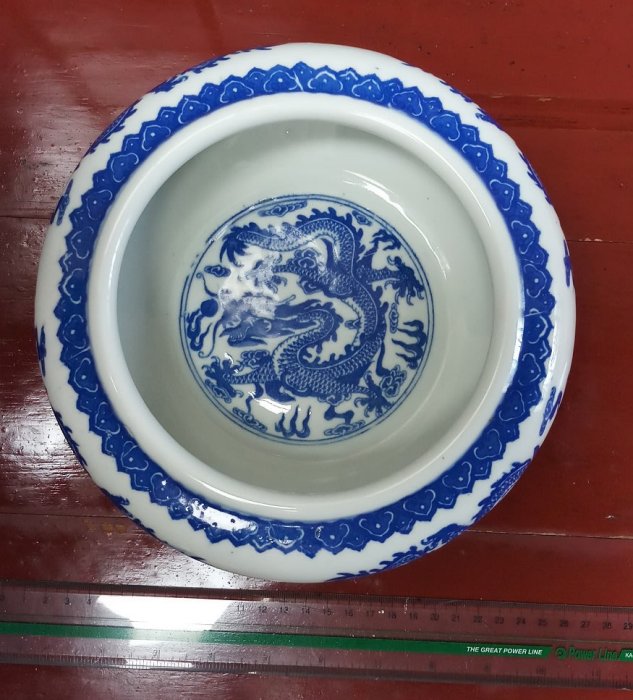 04 乾隆花蝶皿 瓷器 BF 33 A pair of blue and white dishes<br><br>清乾隆牡丹雉雞