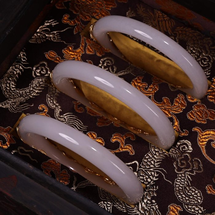 珍品舊藏收罕見清代宮廷御藏極品白玉金花絲手鐲工藝精湛款式精美古玩
