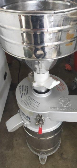 南門二手餐廚設備上市二手明星牌高速脫磨豆脫渣機