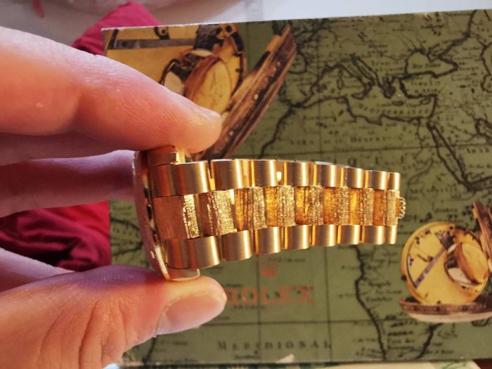 勞力士 發票盒裝大全齊 DAY-DATE  勞力士 18308 公司貨 / DD / ROLEX 樹皮 (稀世罕品)全原裝/11.1勞服漲價 18238