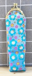 【震撼精品百貨】凱蒂貓 Hello Kitty~日本SANRIO三麗鷗 KITTY 珠釦和風收納袋-藍#73440