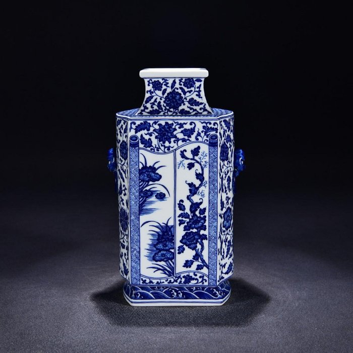 清乾隆青花四季花卉紋輔首瓶尺寸高32寬19 舊藏古董古玩【古董收藏館
