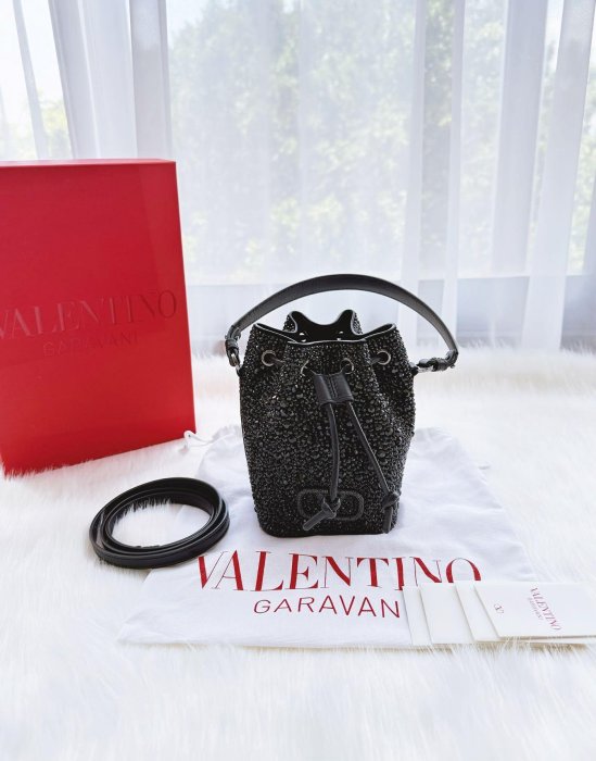 ［4折］全新 極稀有 VALENTINO 黑鑽水晶水桶包 晚宴 派對必備
