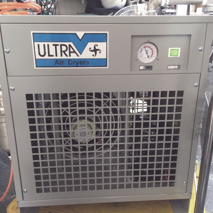 台灣超級牌冷凍式乾燥機全配備~搭配空壓機適合高品質Plasma電離子切割高品質烤漆噴漆~高雄屏東台南嘉義台東花蓮雲林彰化