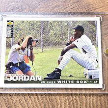 [小叮噹口袋] 籃球之神 Michael Jordan 1995 UD 超高比例金色印刷簽名卡 (1:19,080)