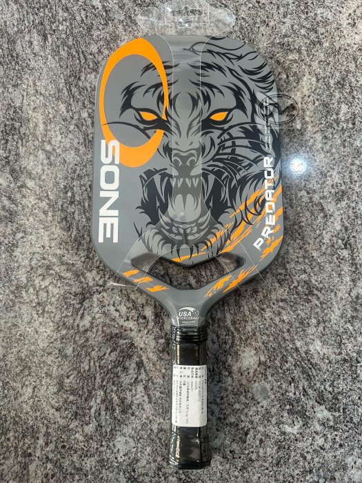 【曼森體育】OSONE PREDATOR 匹克球拍 黑白 225g雙面烤漆 日本Toray 碳纖維 美國匹克球協會認證