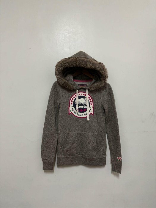 Roots 咖啡色品牌logo微絨貼布長袖連帽上衣 / XS / 5127