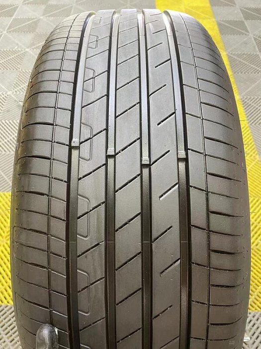 【小薇】福斯ID 4iD6固特異輪胎235 255 26540 45 50 55R19 20R21自修補