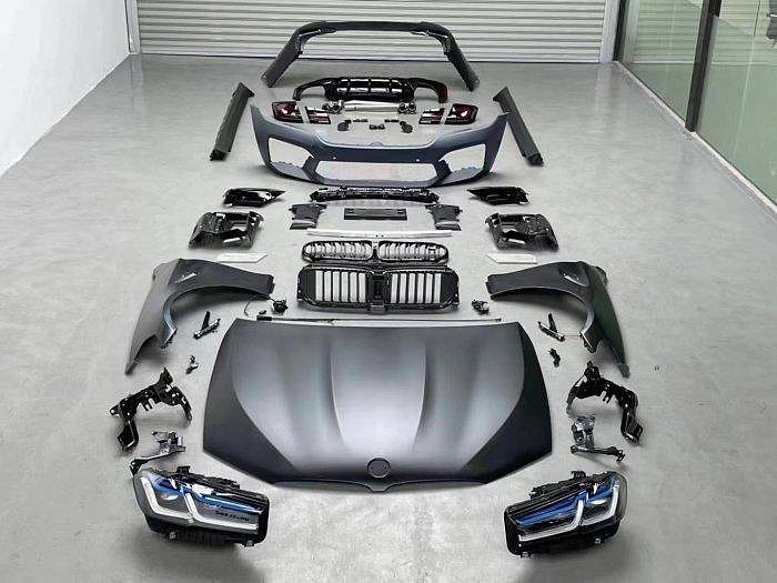 高速 2010-2017年寶馬 BMW F10 升級新款 G30 LCI M5 全套 老款改新款前後保桿含大燈尾燈M5包圍