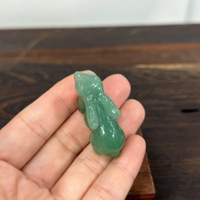 【居寶屋】精選 天然 東菱玉 精雕兔 十二生肖 擺飾品 小擺件 平安吉祥 提升正能量 風水開運擺件一元起標 B323 | Yahoo拍賣