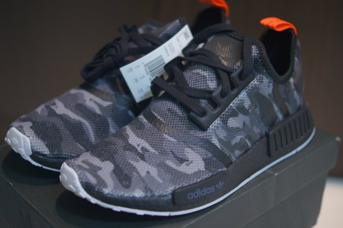 adidas gazelle silver green womens Adidas NMD R1 NYC GY28414  Prime