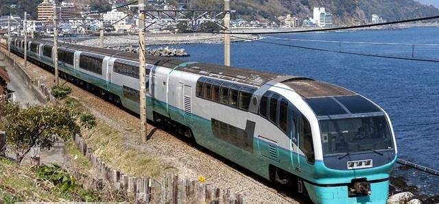 JR251系特急電車(スーパービュー踊り子•2次車•新塗装)10両セット JR 251系特急電車 (スーパービュー踊り子・2次車・新塗装) 基本