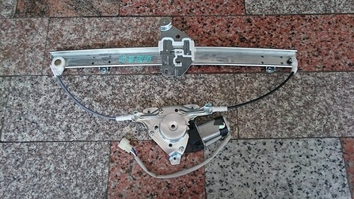 NISSAN 豪豹帝 HARDBODY D21 全新 電動窗升降機