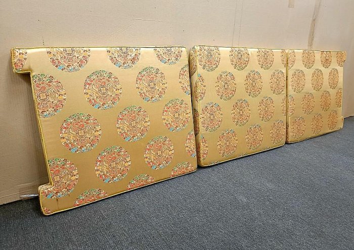 二手 金色中式綢緞布坐墊(含泡棉) 1+1+3人座木椅墊 紅木椅座墊 工字型坐墊 明式仿古椅座墊 中式椅墊 金黃絲綢椅墊