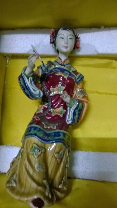 陶瓷賣場-石灣陶名家林偉東古典美人仕女後宮風12款| Yahoo拍賣