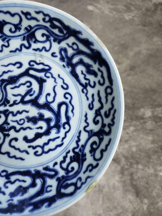 嚴選清代雍正款龍盤口花瓶，尺寸20cm，小損瑕疵美器推薦收藏， Ceramic