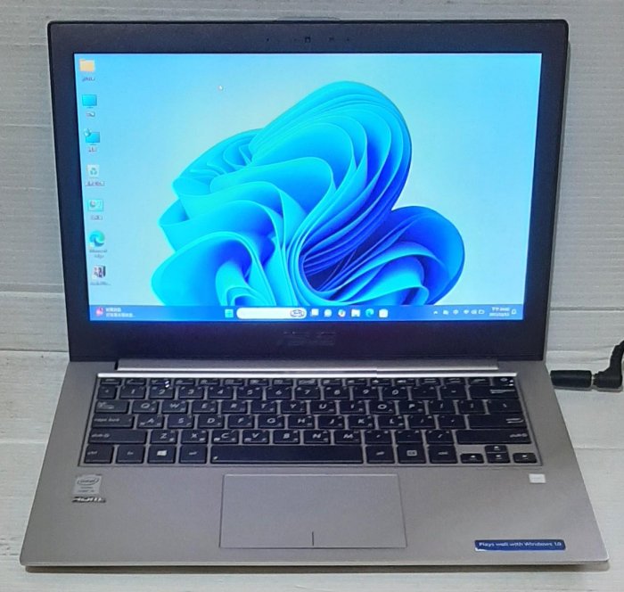 ASUS ZenBook UX32L(i5-4200U D3L-4G 120G)13.3吋四核薄型筆電2