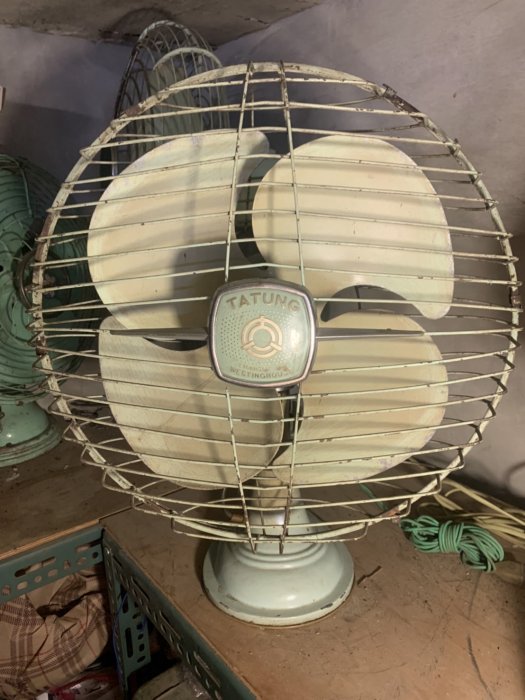 大同水滴型四方型標誌古董電扇