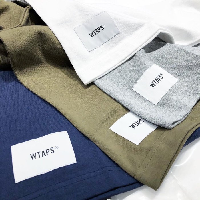 希望商店】 WTAPS BANNER / SS / COTTON 21SS 雙面WTVUA LOGO 短袖T恤