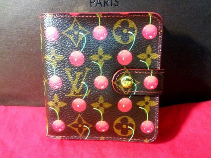 100%(正品)LV 經典🍒櫻桃花紋 全球限量 限定絕版 村上隆櫻桃零錢包.皮夾