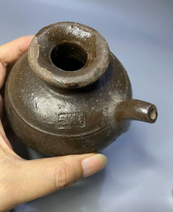 清代茶葉末釉水注，工藝精湛適合收藏古董瓷器清朝古董瓷器清朝瓷器茶葉