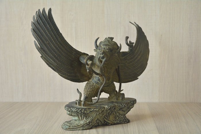 大自然之坊~ @ 藏傳早期老件@ 大鵬金翅鳥迦樓羅王老件銅像@ 辟邪保平安