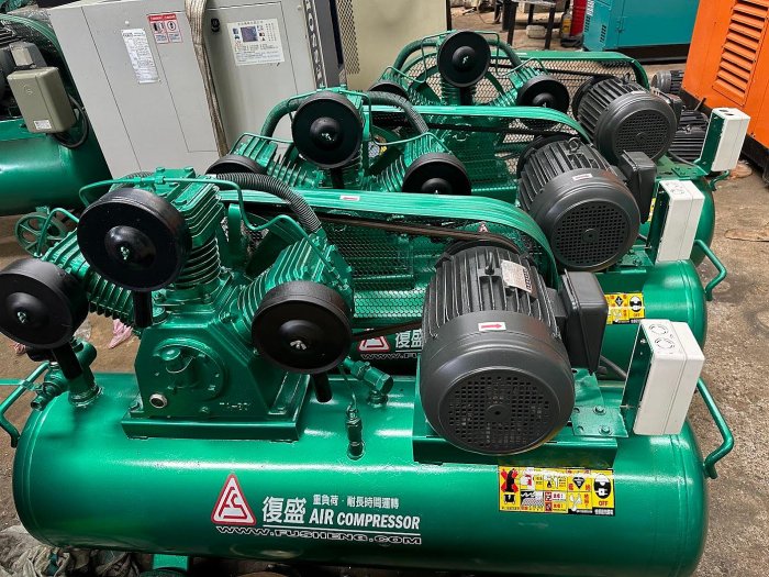 復盛單向空壓機.5HP單向空壓機.單向220V.中古單向空壓機.二手單向空壓機.單向220V.O96O-595348阿后