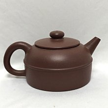 陳子彡》B12[ 荊溪逸公民國早期壺老紫泥砂單孔約250cc] 中國宜興紫砂壺