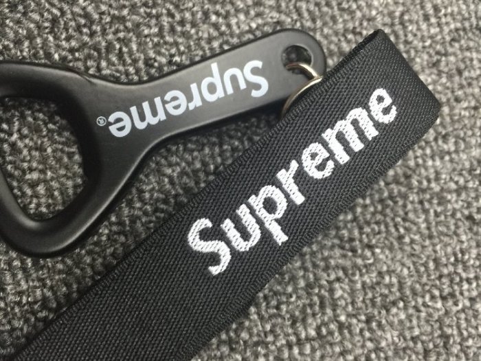 【SUPREME】14SS Bottle Opener Lanyard 楽天市場】SUPREME シュプリーム 14SS Bottle Opener Lanyard