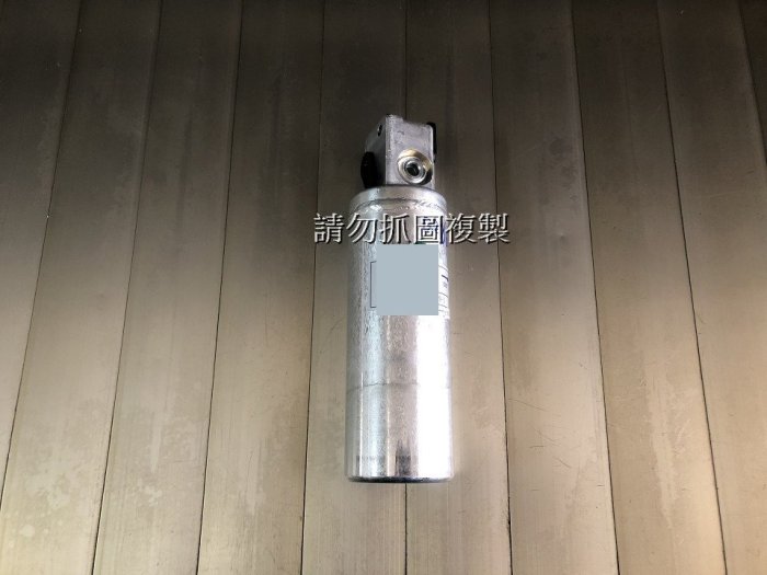 SAAB 9-5 全新 乾燥瓶 白甘 另有9-3 900 9000 機油芯 空氣芯 冷氣芯 三角架 碟盤 來令片 升降機