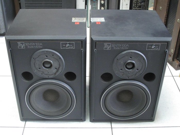美國EV(Electro Voice) SENTRY 100A監聽喇叭一對(F有鎖吊耳) | Yahoo拍賣