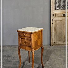 法國 胡桃木 大理石 古董 邊櫃 展示櫃 床頭櫃 古董櫃 ca1031⚜️卡卡頌 歐洲古董⚜️✬