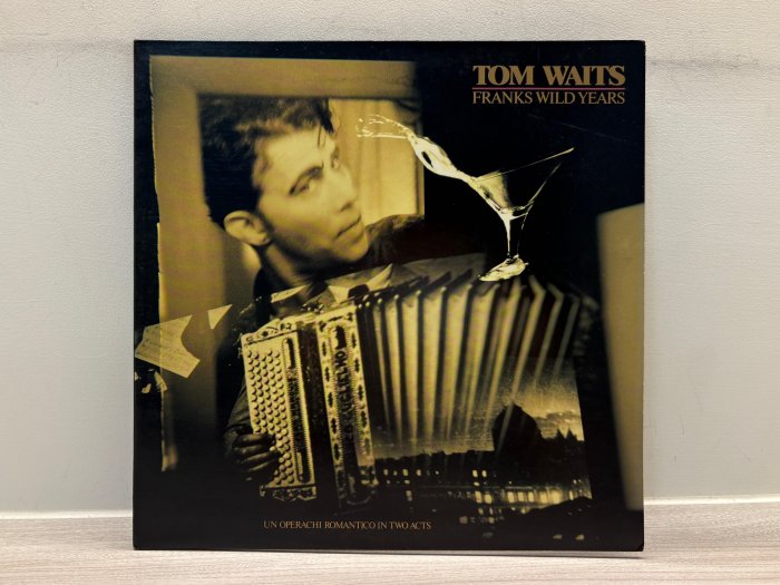 晨雨黑膠【西洋】美首版,Island,DMM,摺頁,1987版, Tom Waits – Franks Wild Years