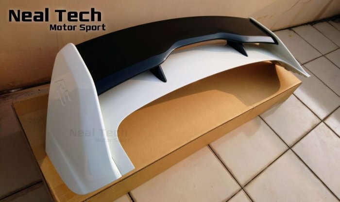 全新含雙色烤漆 Focus MK3 MK3.5 RS 尾翼 改裝 空力套件 13 14 15 16 17 18年