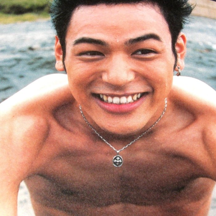 現貨！妻夫木聰寫真集カレ、ツマブキサトシ妻夫木聡PHOTOBOOK | Yahoo拍賣