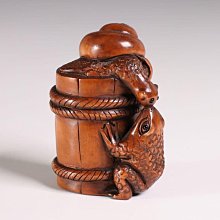 木製 提物 根付 在銘 玉松 蛙と蝸牛 桶 カエル 彫刻 木彫り【MB297】 青蛙根付蝸牛木雕桶形在銘| Yahoo拍賣
