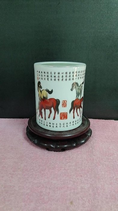 乾隆硝子筆筒 大清乾隆年製 乾隆ガラス 乾隆硝子筆筒 大清乾隆年製 乾隆ガラス