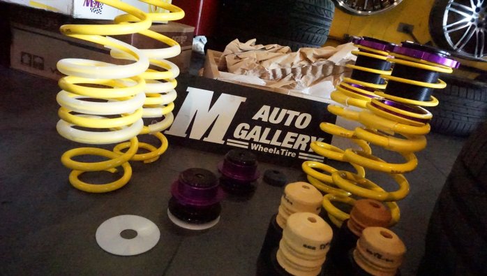 PORSCHE MACAN KW 短彈簧~特殊設計~高低可調~KW 出品 MACAN 專用PASM亦可2.0 3.0皆有