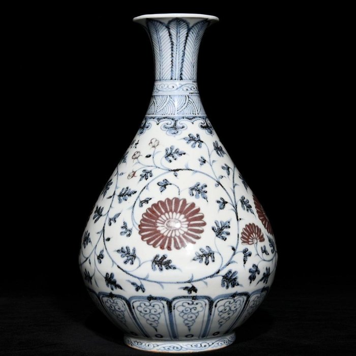 明洪武 釉里紅 花卉紋 菱口皿 中国美術 高さ8CM 横47CM 明洪武釉里紅花卉紋玉壺春瓶| Chinese Art | 2025 | Sotheby's