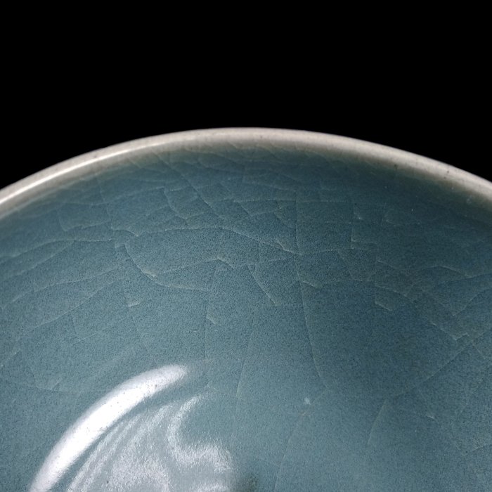南宋時代　鈞窯　天青釉茶碗　【旧家蔵出し】 名品珍品　窯変釉(D-81) 博古珍藏》宋．鈞窯天青釉缽式碗．早期收藏．老件文物瓷器．非官窯哥窯