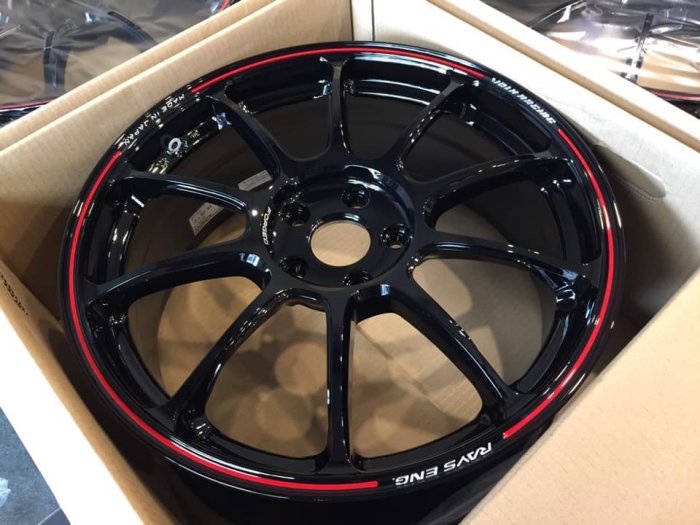 Man 「RAYS」 三型態 全新日本逸品RAYS ZE40限定版黑紅配色19吋鍛造框114.3 MAZDA 3 6