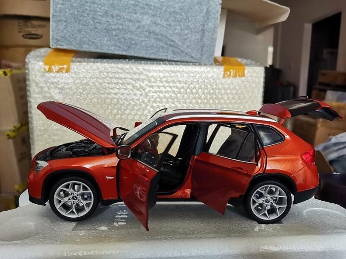 汽車模型 LCD 1:18 丰田陆巡Toyota Land Cruiser LC300 ZX 合金汽车模型
